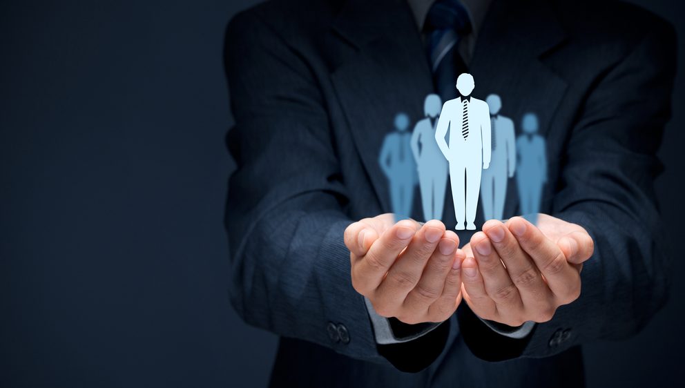 Học thuyết bàn tay hữu hình (The Visible Hand)